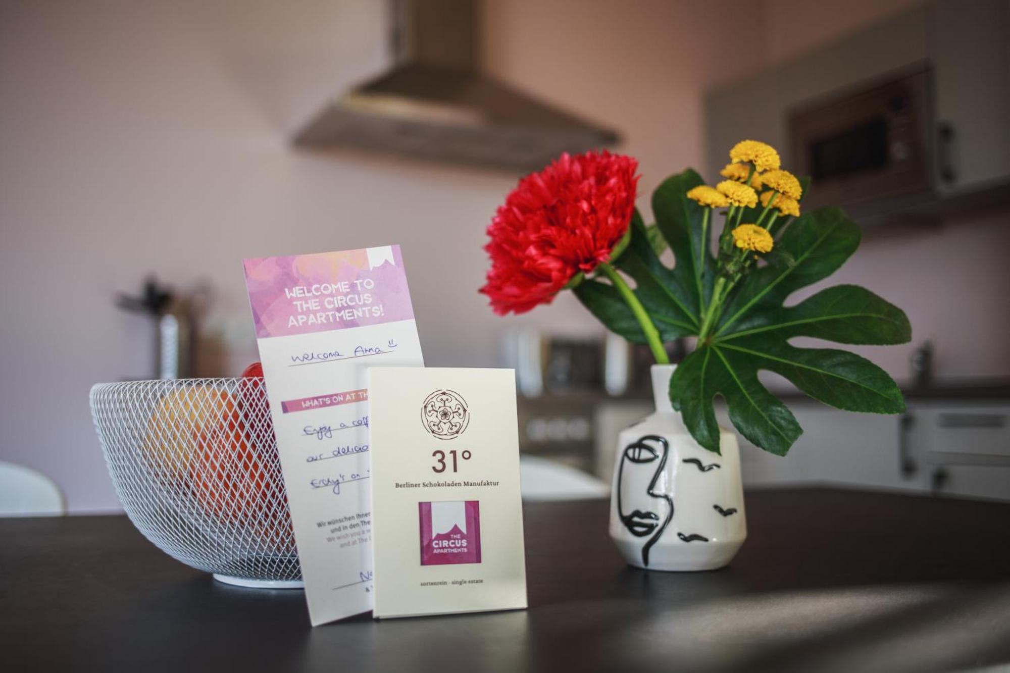 The Circus Apartments Берлин Екстериор снимка